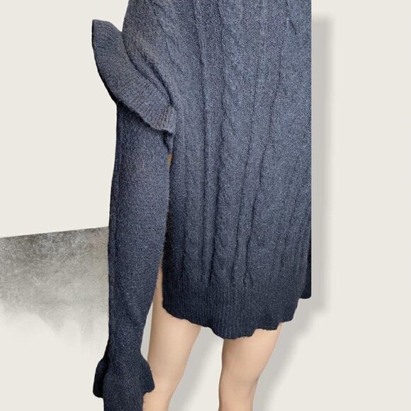 Sanctuary Cable Knit Ruffle Sweater NWT - Picture 5 of 6